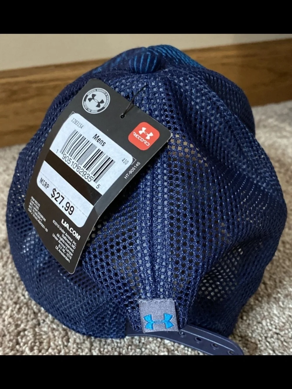 NWT Under Armour Men’s Blue Patterned Mesh Snap Back Cap